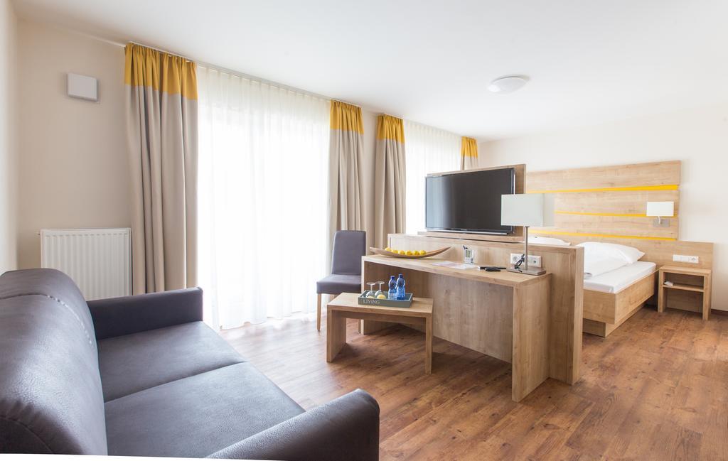 Sonnenhalde Landgasthof Bieg Neuler Room photo